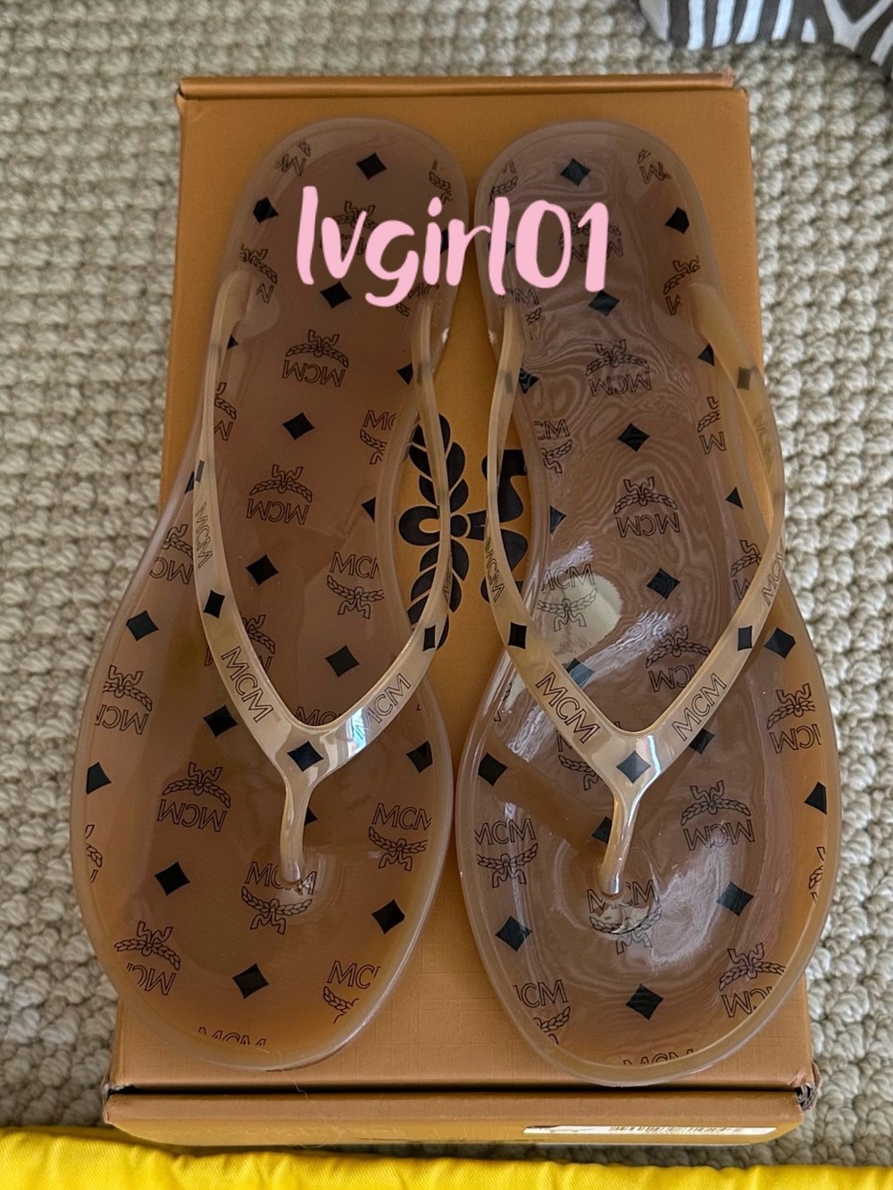 💯Authentic MCM Monogram Jelly Thong